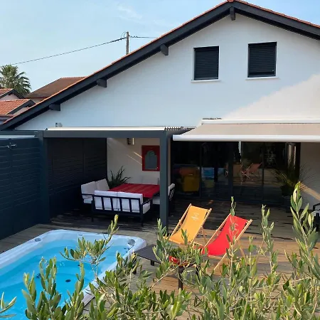 A Avec Terrasse Un Et Parking * Biarritz